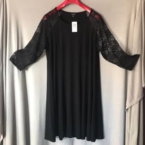 BNWT TORRID SZ 2 Blk Skater Dress w/ Lace Sleeves